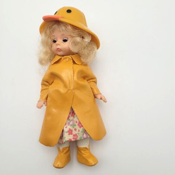 Madame Alexander McDonald’s “It’s Raining” Doll Raincoat Duck Hat 5″ Sleep‑Eyes - Picture 2 of 4